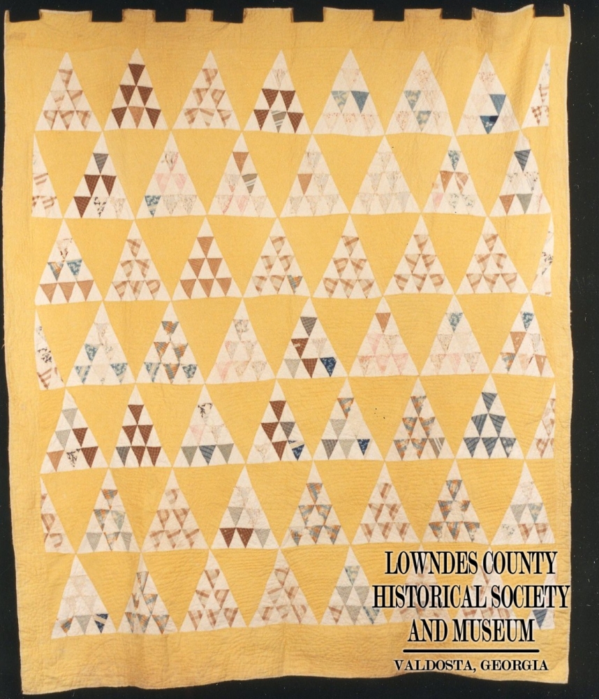 Pyramid quilt (Tb 44b)