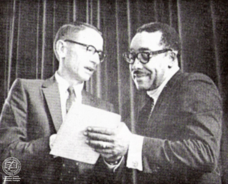 Dr. Marvin Evans and Louis E. Lomax at VSC in 1968. From Campus Canopy, October 11, 1968. Courtesy of VSU archives.